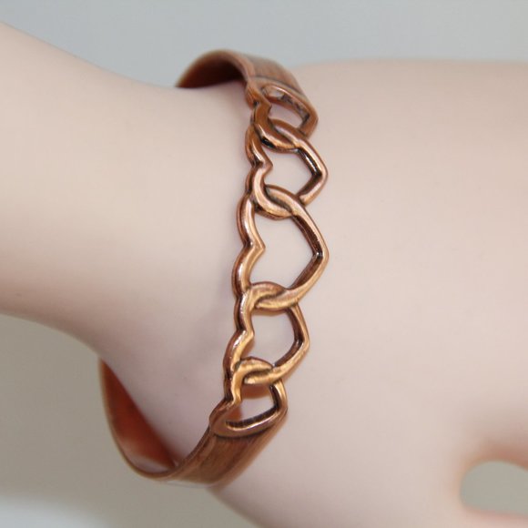 WM co Copper Linked Heart Cuff Bracelet - Picture 1 of 11